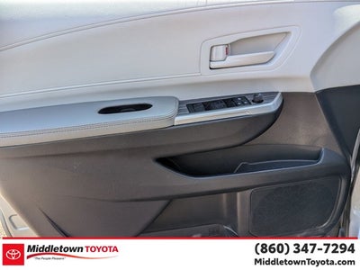 2025 Toyota Sienna LE