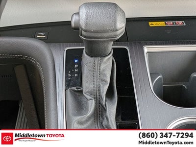 2025 Toyota Sienna LE