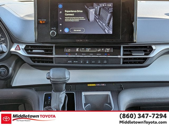2025 Toyota Sienna LE