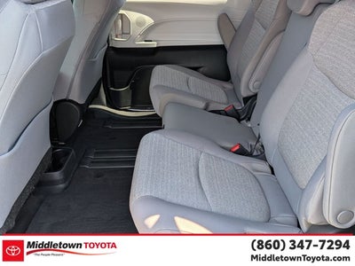 2025 Toyota Sienna LE