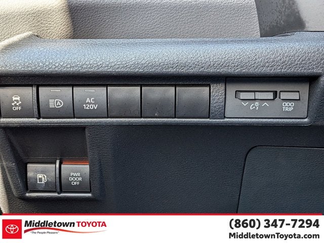 2023 Toyota Sienna XSE