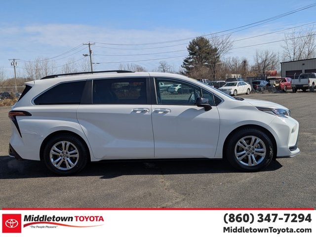 2023 Toyota Sienna XSE