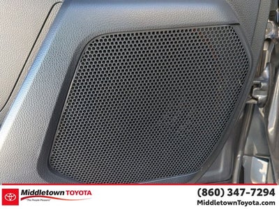 2023 Toyota Highlander Hybrid Platinum
