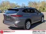 2023 Toyota Highlander Hybrid Platinum