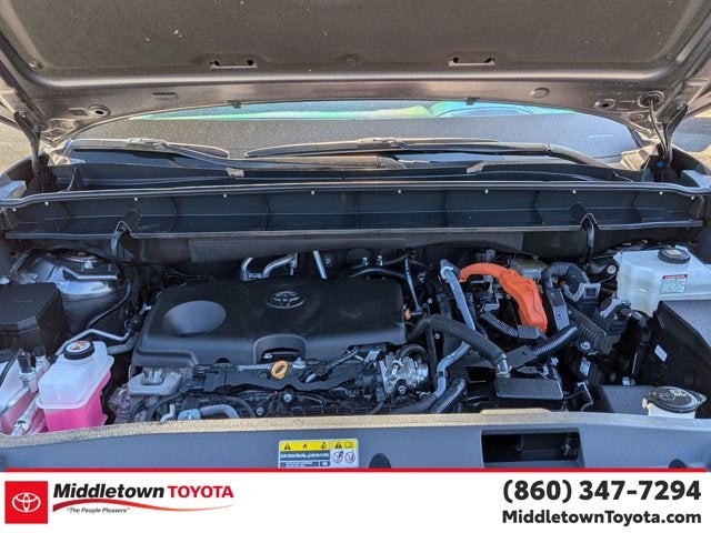 2023 Toyota Highlander Hybrid Platinum