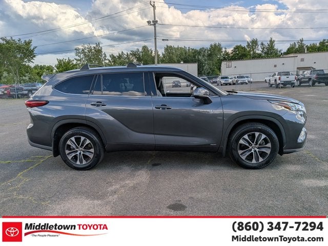 2020 Toyota Highlander Hybrid XLE