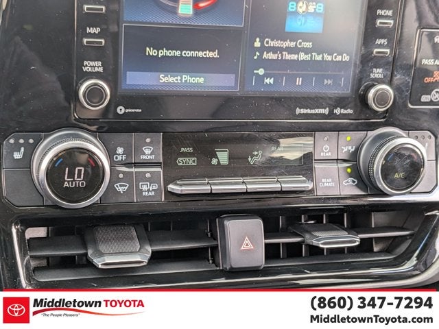 2020 Toyota Highlander Hybrid XLE