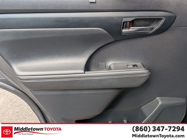 2020 Toyota Highlander Hybrid XLE