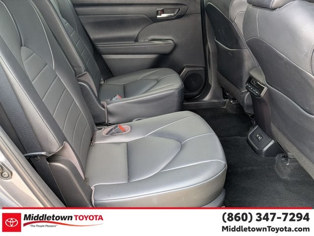 2020 Toyota Highlander Hybrid XLE