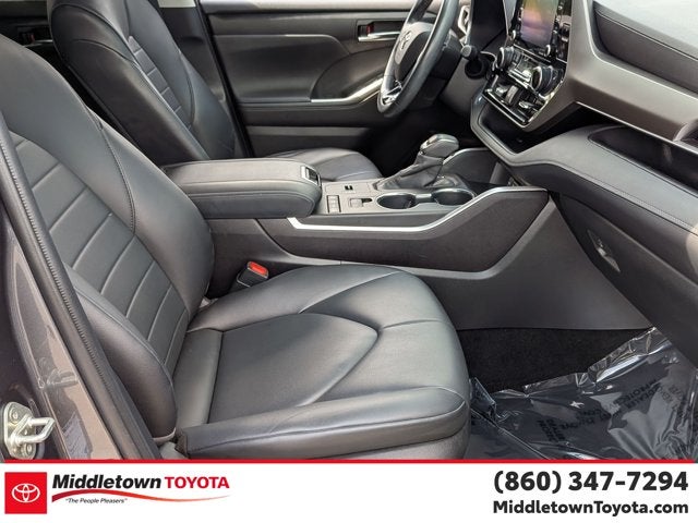 2020 Toyota Highlander Hybrid XLE