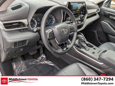 2021 Toyota Highlander Hybrid XLE