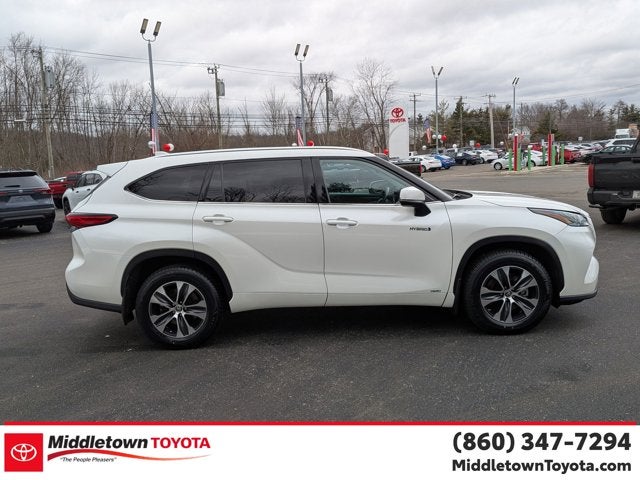 2021 Toyota Highlander Hybrid XLE