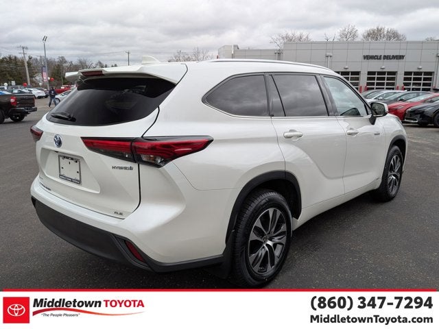 2021 Toyota Highlander Hybrid XLE