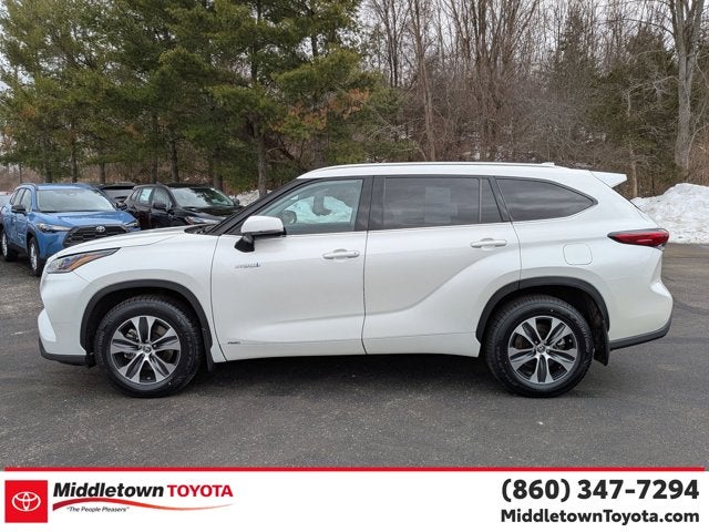 2021 Toyota Highlander Hybrid XLE