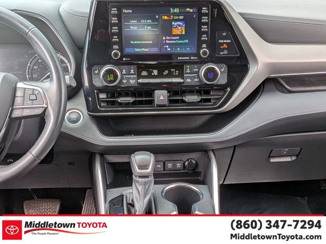 2021 Toyota Highlander XLE