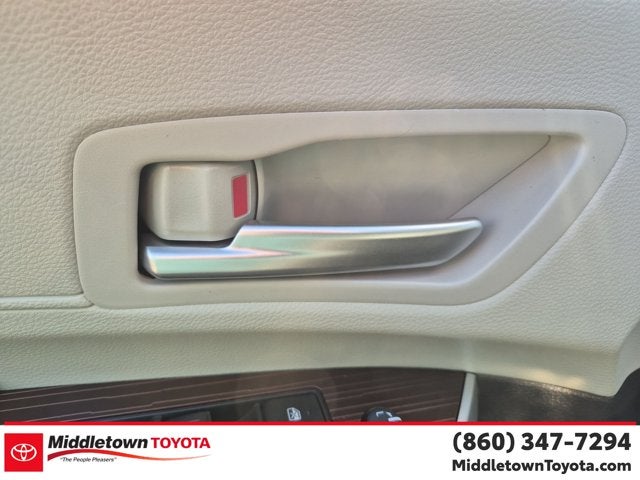 2024 Toyota Sienna XLE