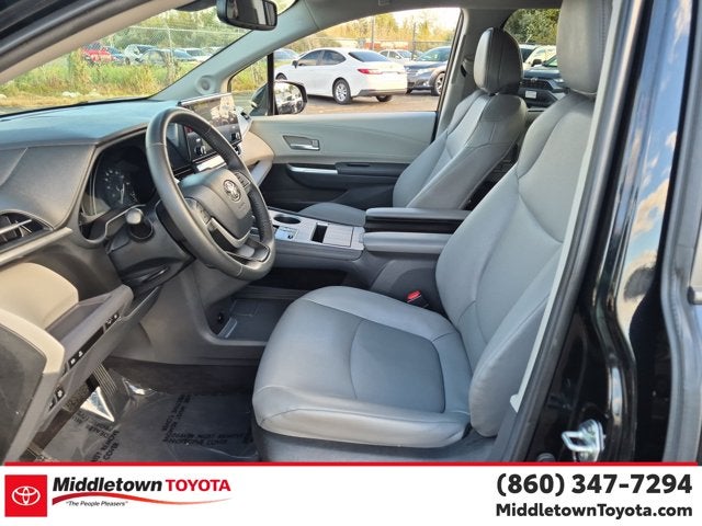 2024 Toyota Sienna XLE
