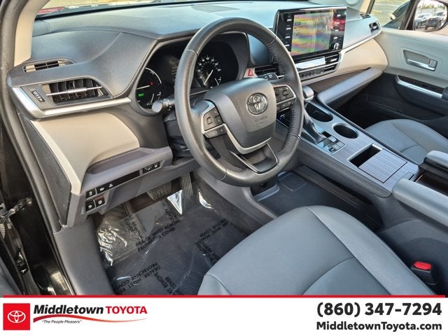 2024 Toyota Sienna XLE