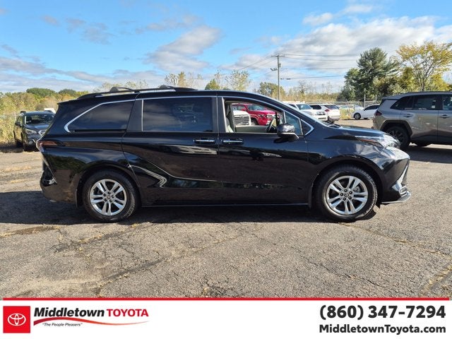 2024 Toyota Sienna XLE