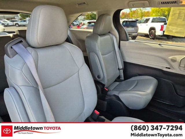 2024 Toyota Sienna XLE