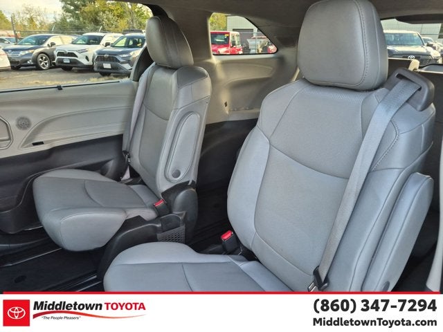 2024 Toyota Sienna XLE