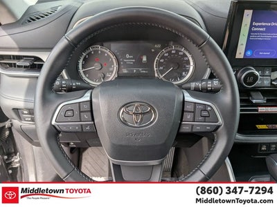 2025 Toyota Highlander XLE