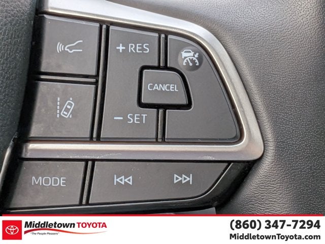 2025 Toyota Highlander XLE
