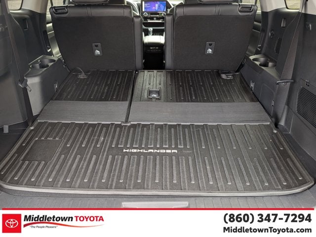 2025 Toyota Highlander XLE