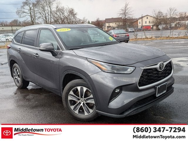 2024 Toyota Highlander XLE