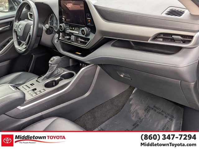 2024 Toyota Highlander XLE