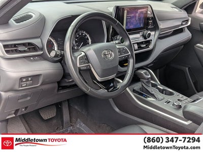 2023 Toyota Highlander XSE