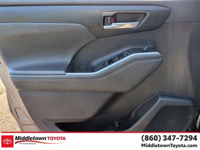 2024 Toyota Highlander XLE