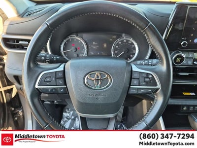 2025 Toyota Highlander XLE