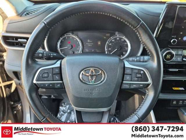 2025 Toyota Highlander XLE