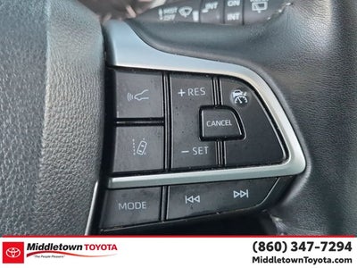 2025 Toyota Highlander XLE