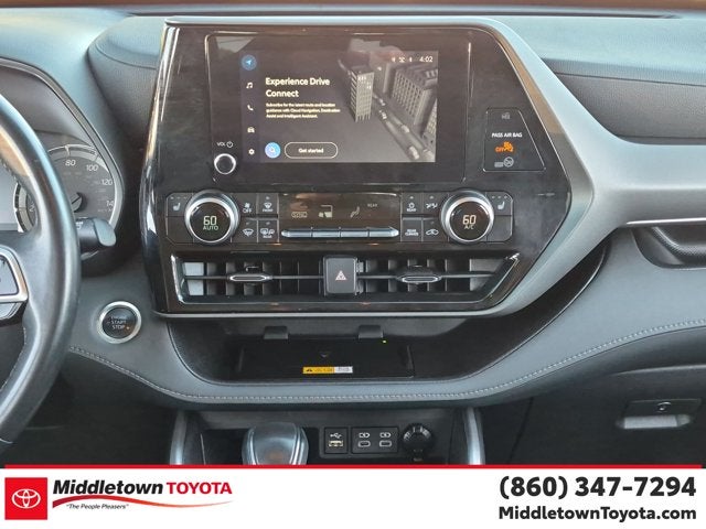 2025 Toyota Highlander XLE