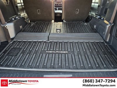2025 Toyota Highlander XLE