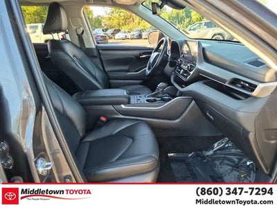 2025 Toyota Highlander XLE