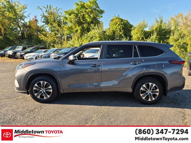 2025 Toyota Highlander XLE