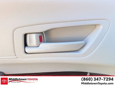 2023 Toyota Sienna LE