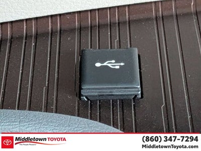 2023 Toyota Sienna LE