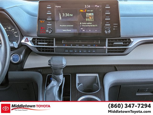 2023 Toyota Sienna LE