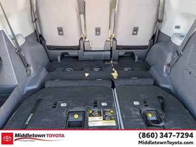 2023 Toyota Sienna LE