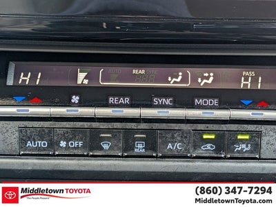 2024 Toyota Sienna LE