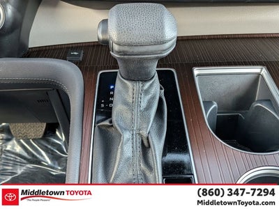 2024 Toyota Sienna LE