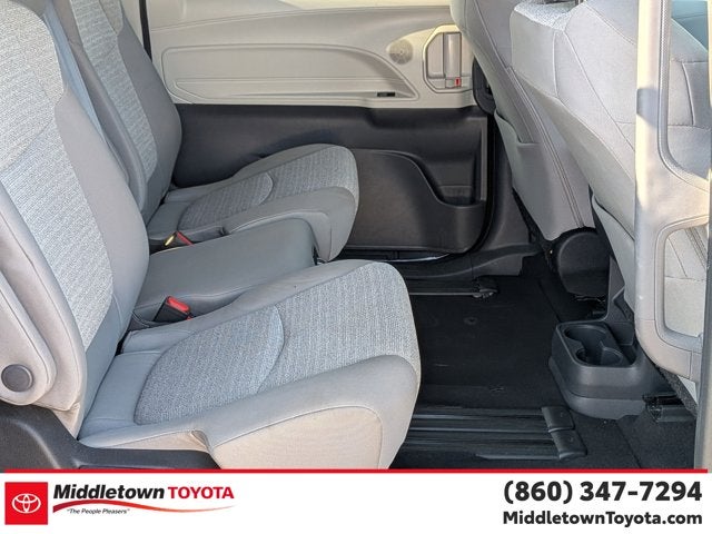 2024 Toyota Sienna LE