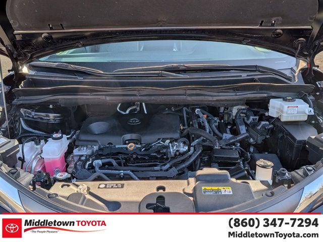 2024 Toyota Sienna LE