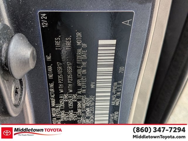 2025 Toyota Sienna LE