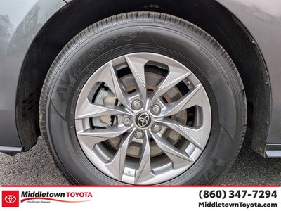 2025 Toyota Sienna LE