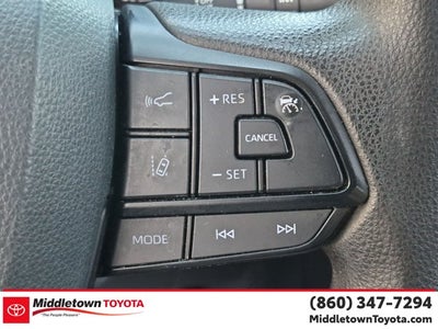 2022 Toyota Sienna LE